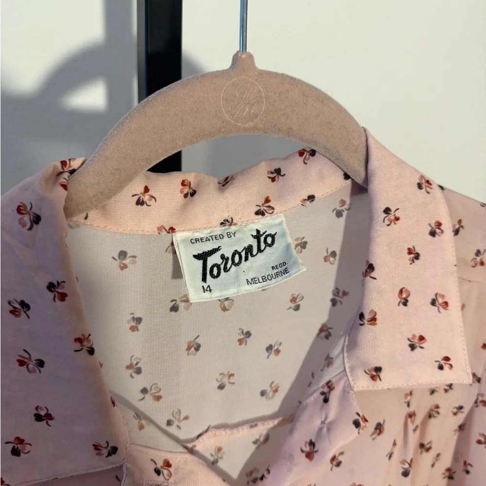 Vintage Pink Floral Button-Up Blouse Size 14 - Picture 4 of 5
